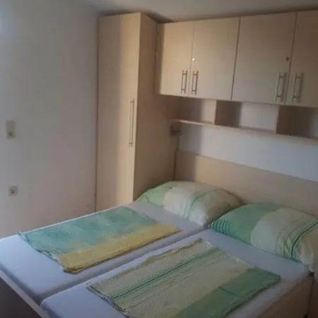 Katarina Apartament Vir